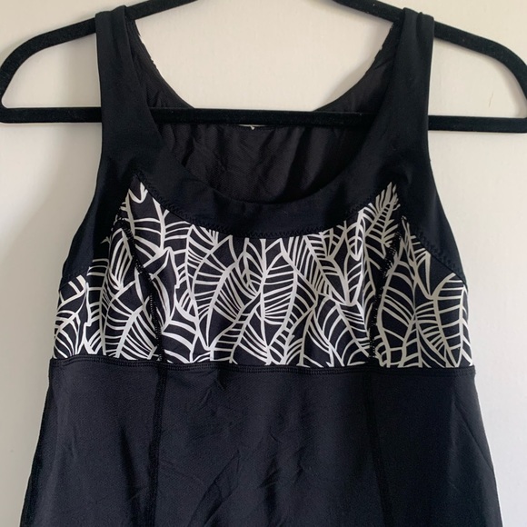 Lululemon Athletica Run: Ta Ta Topper Black/Pretty Palm Angel Wing Tank size 6 - Picture 12 of 15